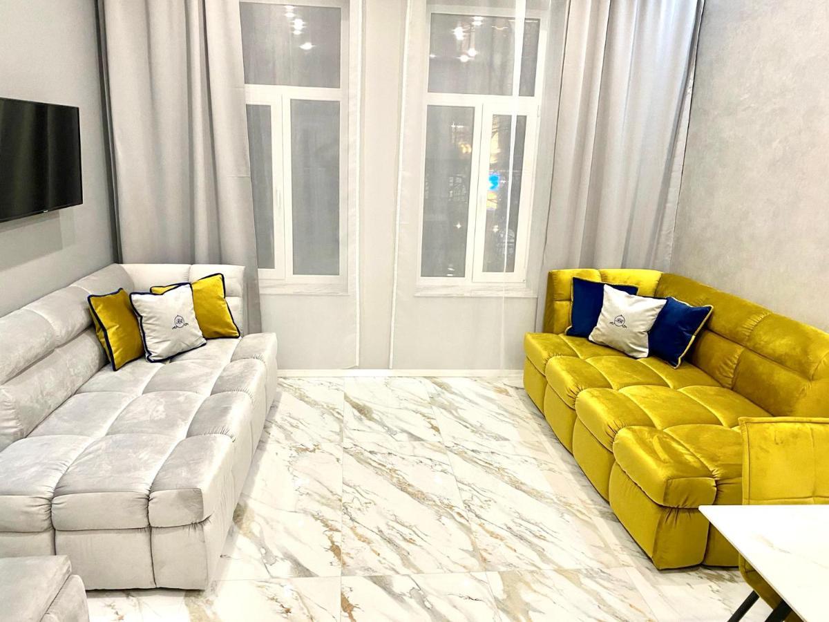 Family Residence Boutique Apartments Львів Екстер'єр фото