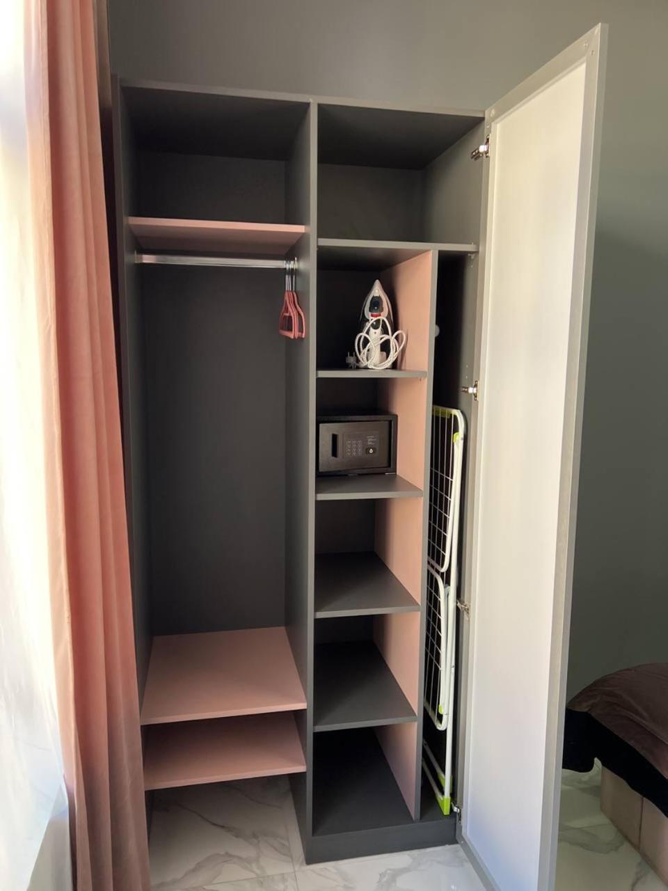 Family Residence Boutique Apartments Львів Екстер'єр фото